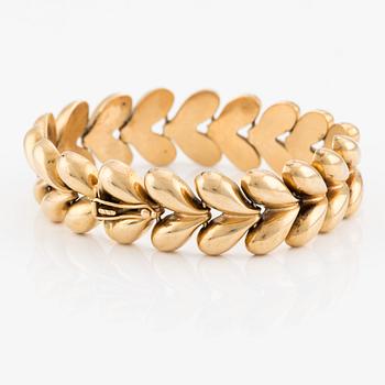 Bracelet, 18K gold, heart-shaped link.