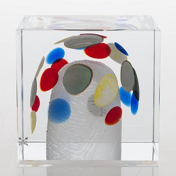 Oiva Toikka, annual glass cube 2003, signed Oiva Toikka, Nuutajärvi 2003, 375/2000.