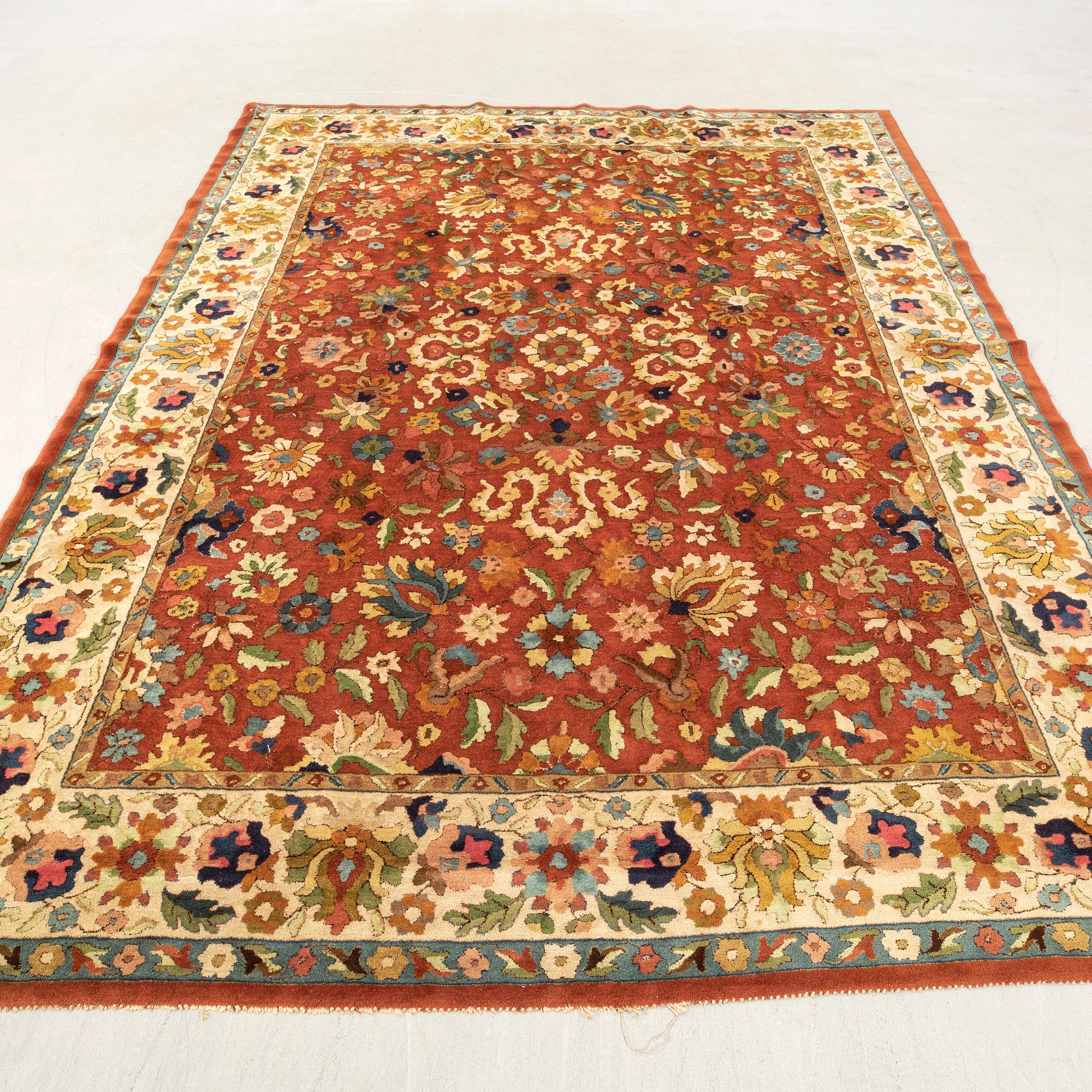 Rug semi-antique Vorwerk approx. 327x245 cm.