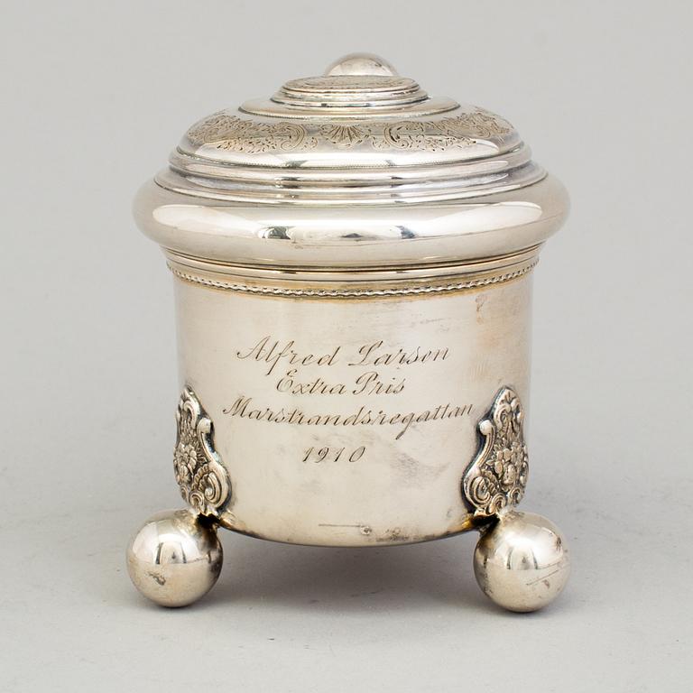 A 20th century parcel-gilt miniature tankard, mark of B Hertz AB, Stockholm 1910.