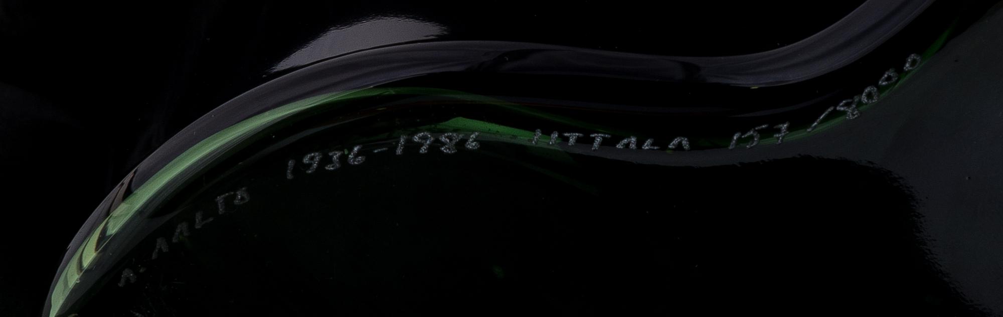 Alvar Aalto, A 'Savoy' 50-year jubilee vase, signed A. Aalto 1936-1986 Iittala 157/8000.