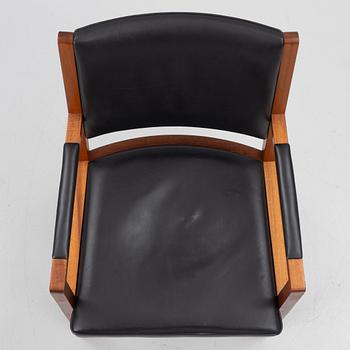 A pair of chairs, second half of the 20th Century.