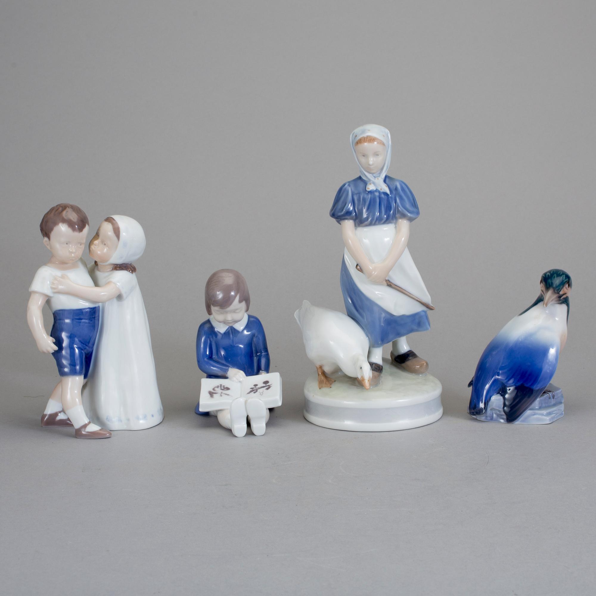 FIGURINER, 4 st, porslin Bing & Gröndahl samt Kunglig dansk, 1900-tal.