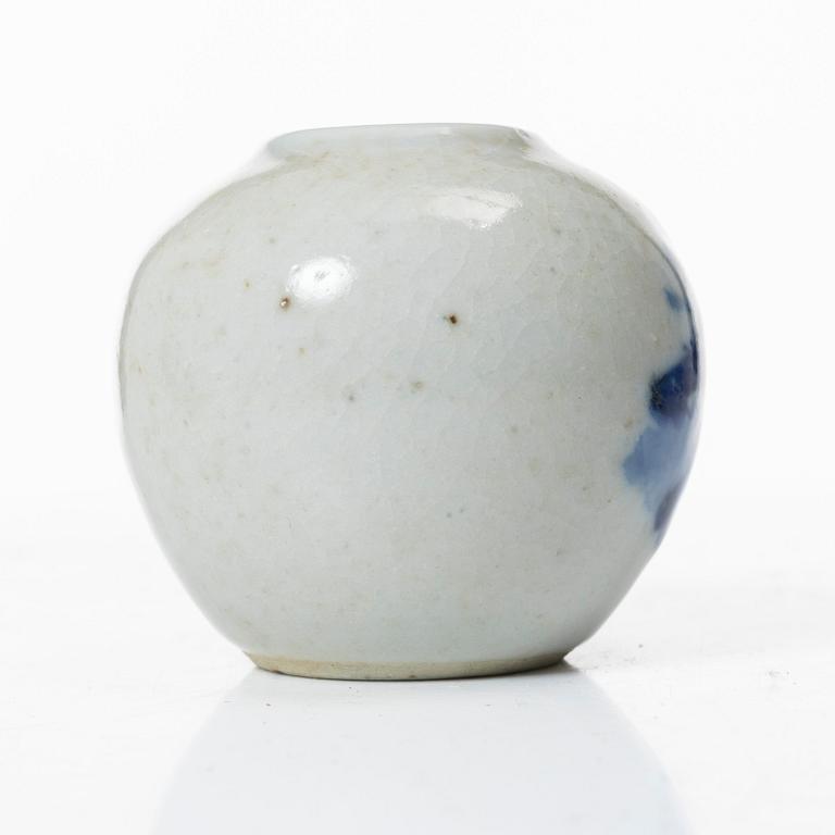 A Chinese blue and white porcelain brush washer / vase and a metal and tortoise shell nail guard, Qing dynasty.