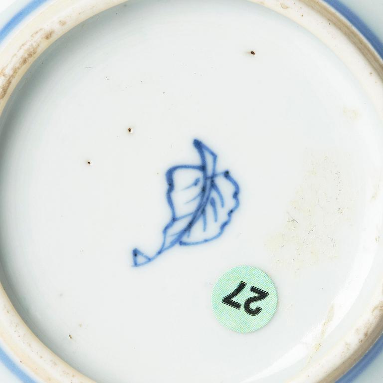 Two blue and white brush washers, Qing dynasty, Kangxi (1662-1722).