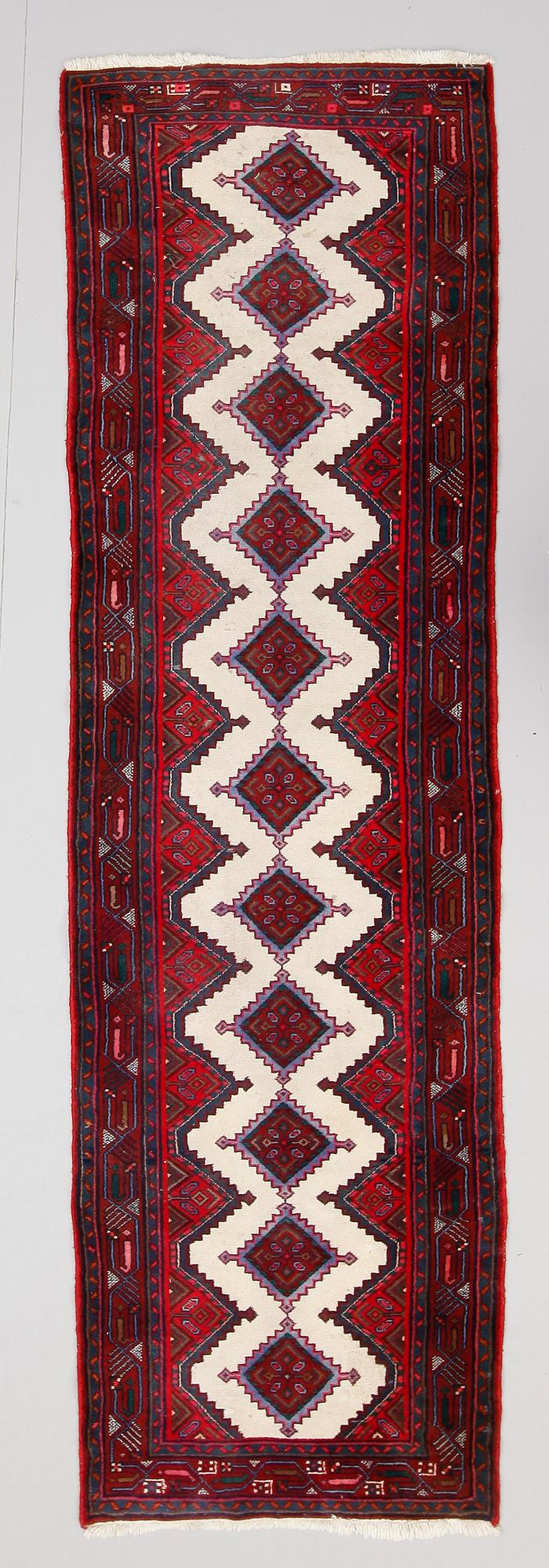 MATTA, Hamadan, galleri, 270 x 79 cm.