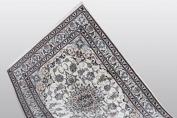 Matto, Nain, 9 LAA, part silk, ca 212 x 150 cm.