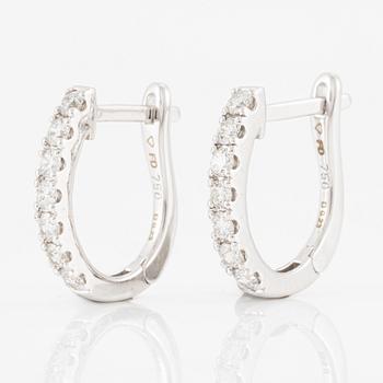 Earrings, 18K white gold set with brilliant-cut diamonds.