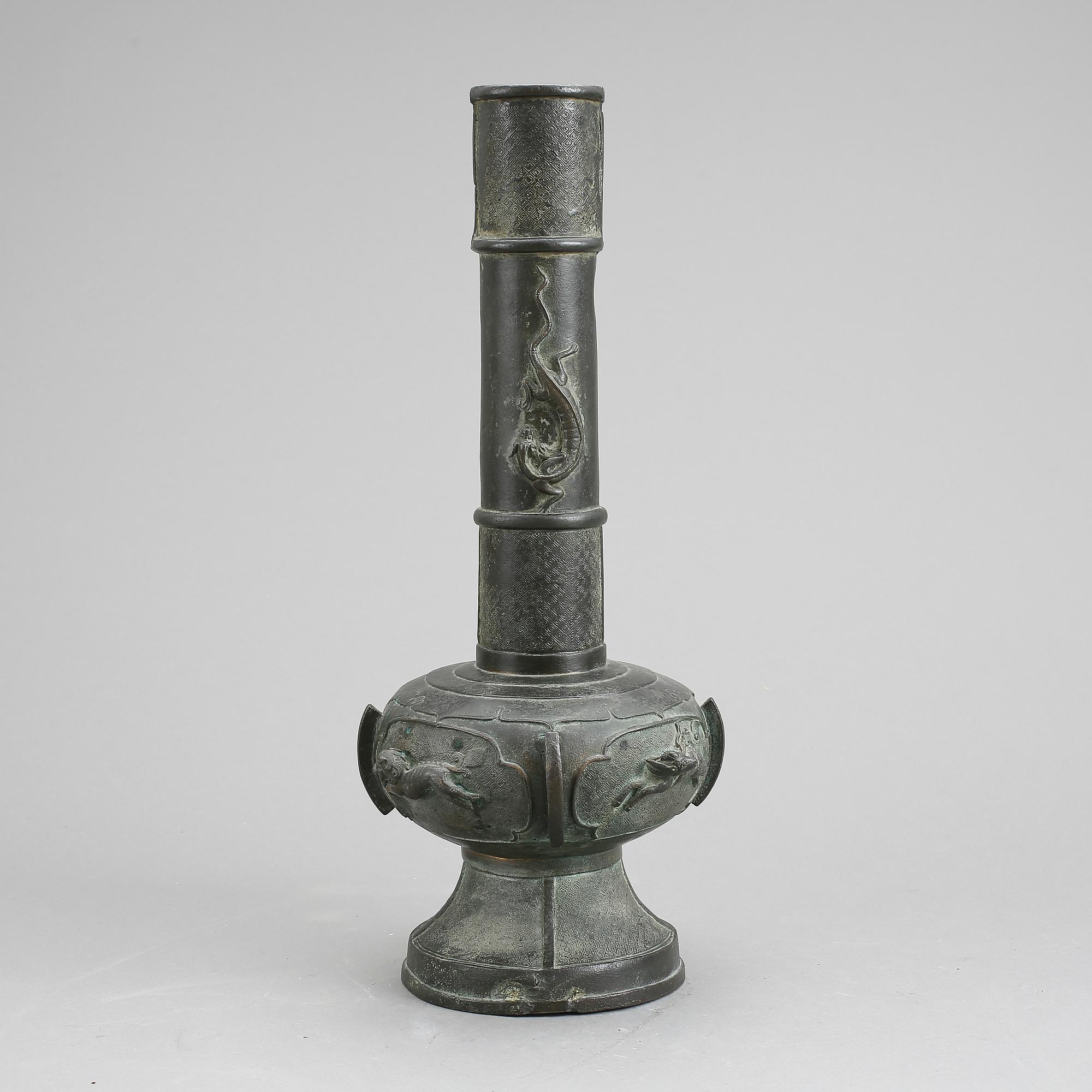 VAS, patinerad brons, Japan, 1800-tal.