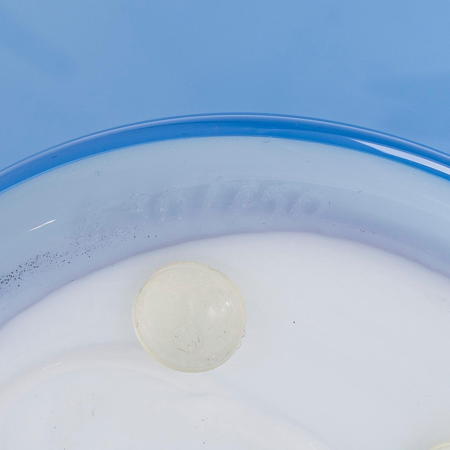 Oiva Toikka, Oiva Toikka, glasfågel, signerad O. Toikka Nuutajärvi och numrerad 630/750.