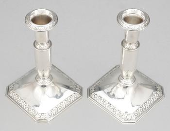 LJUSSTAKAR, ett par, silver, Finland, 1967. Vikt 291 g.
