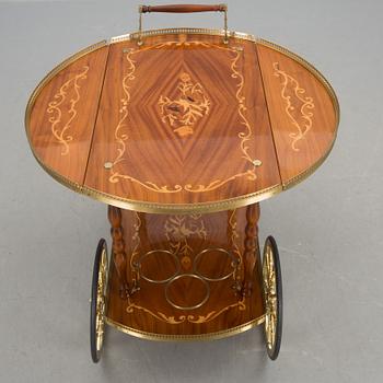 SERVERINGSVAGN, 1900-talets andra hälft.