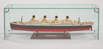 SKEPPSMODELL, "R.M.S Titanic", sent 1900-tal.