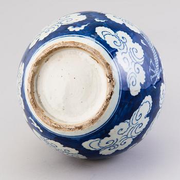 VAS, porslin, Kina, 1800-talets senare hälft.