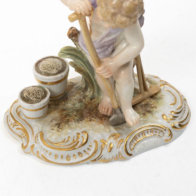 Meissen, Two porcelain figurines, allegories of earth and water, circa 1900.