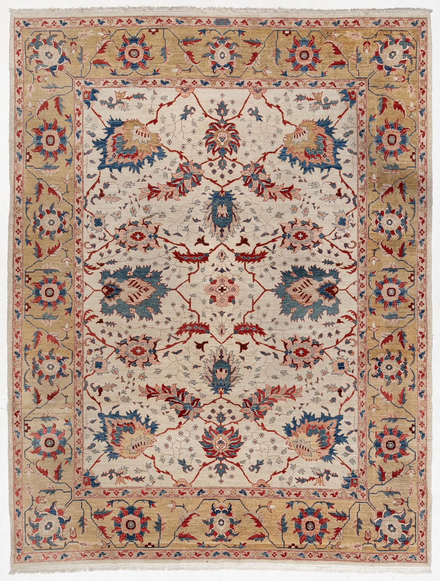 Ziegler Mahal carpet, modern, approx. 390 x 300 cm.