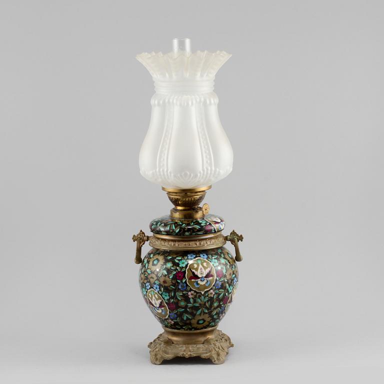 BORDSFOTOGENLAMPA, omkring sekelskiftet 1800/1900.