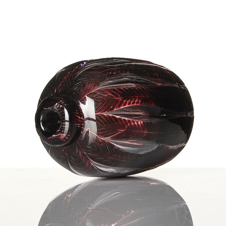 Edvin Öhrström, an 'ariel' glass vase, Orrefors, Sweden 1950.