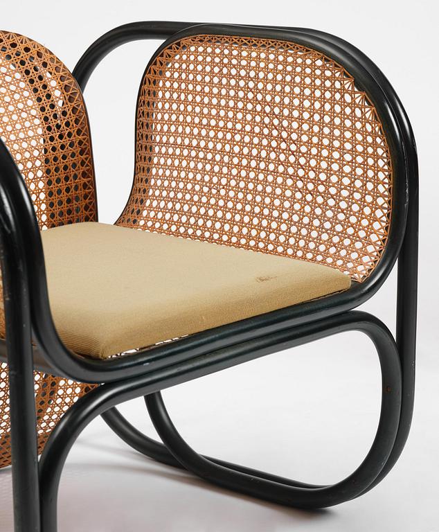 Jan Bocan, fåtöljer, ett par, Thonet, utförda för Tjeckoslovakiska ambassaden, Stockholm, 1972.