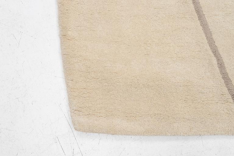 rug, reportedly Layered, approx. 340 x 240 cm.