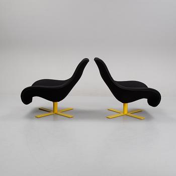 Antonio Citterio, a pair of 'Mart' easy chairs, B&B Italia.