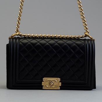 VÄSKA, "Boy Bag", Chanel, 2016.