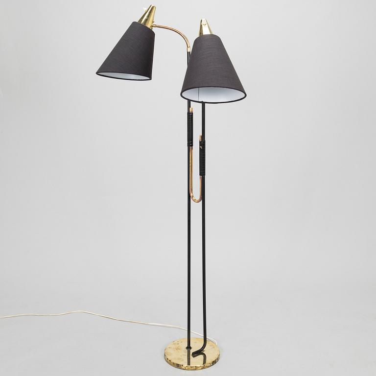 A mid-20th century floor lamp model EN 31 for Itsu.