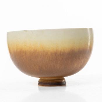 Berndt Friberg, a stoneware vase and a bowl, Gustavsberg Studio 1965 and 1968.