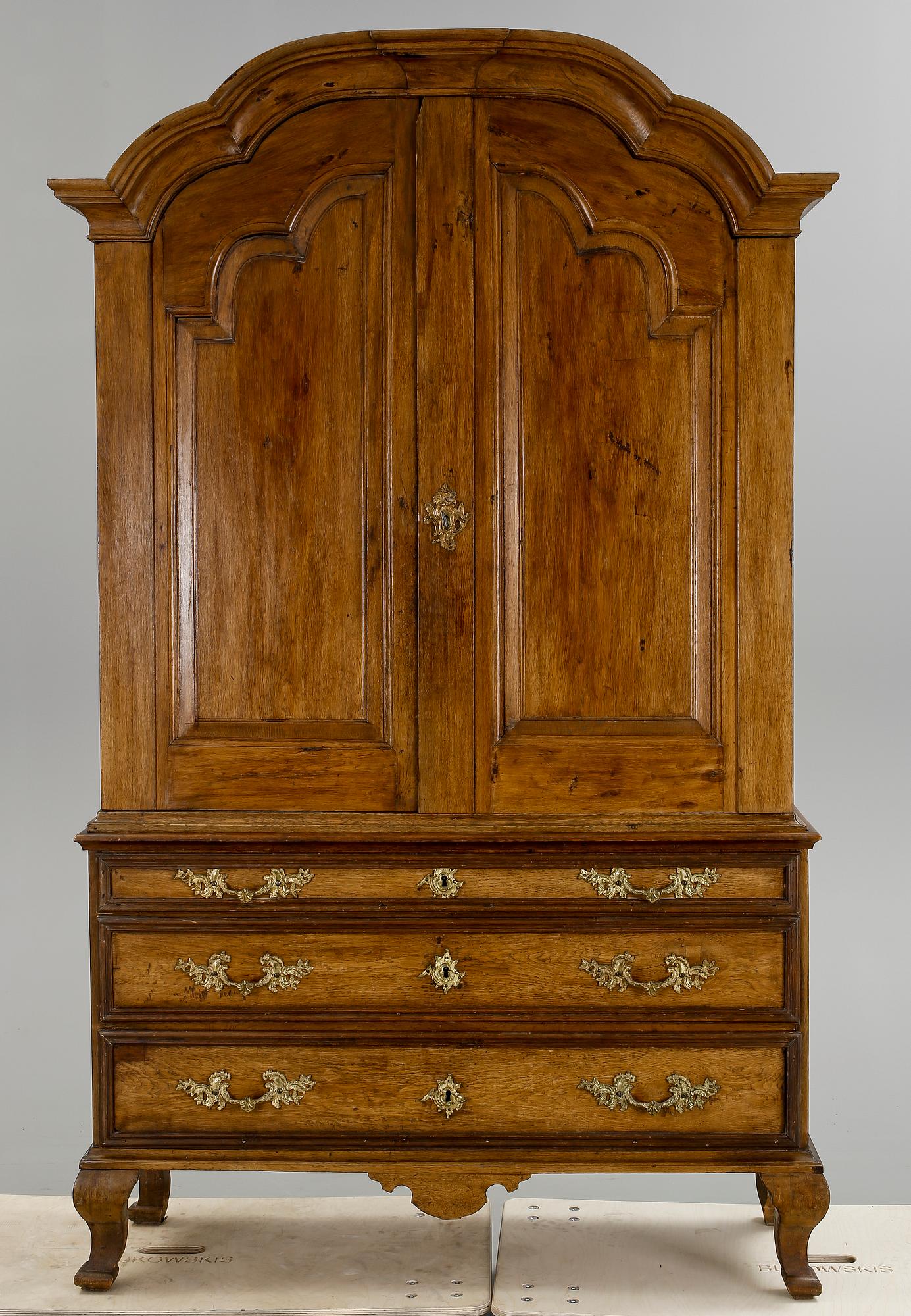 SKÅP, rokoko, 1700-tal.