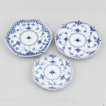 Three 'Blue Fluted Full Lace' / 'Musselmalet' cups with saucers, Royal Copenhagen, model 1035, 1036, 1038, 1960'/70's.