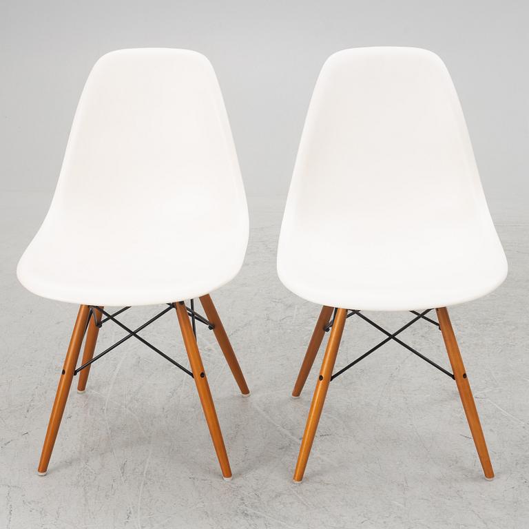 Charles & Ray Eames, stolar, 2 st, "Plastic Chair DSW", Vitra, 2010.