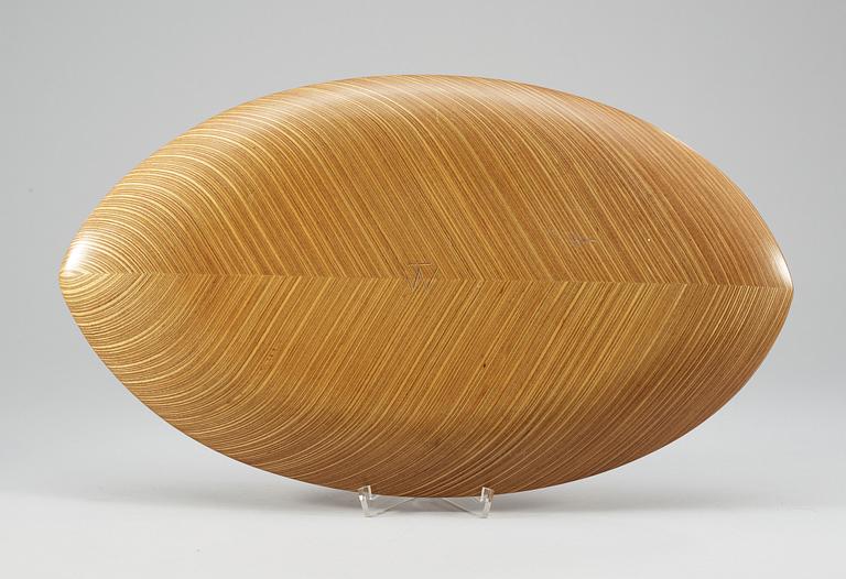 Tapio Wirkkala, A Tapio Wirkkala laminated birch leaf dish, Finland 1950's.