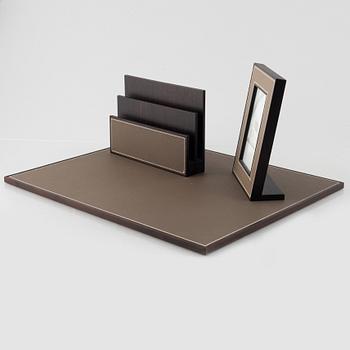 Hermès, a three-piece desk set, 21st century.