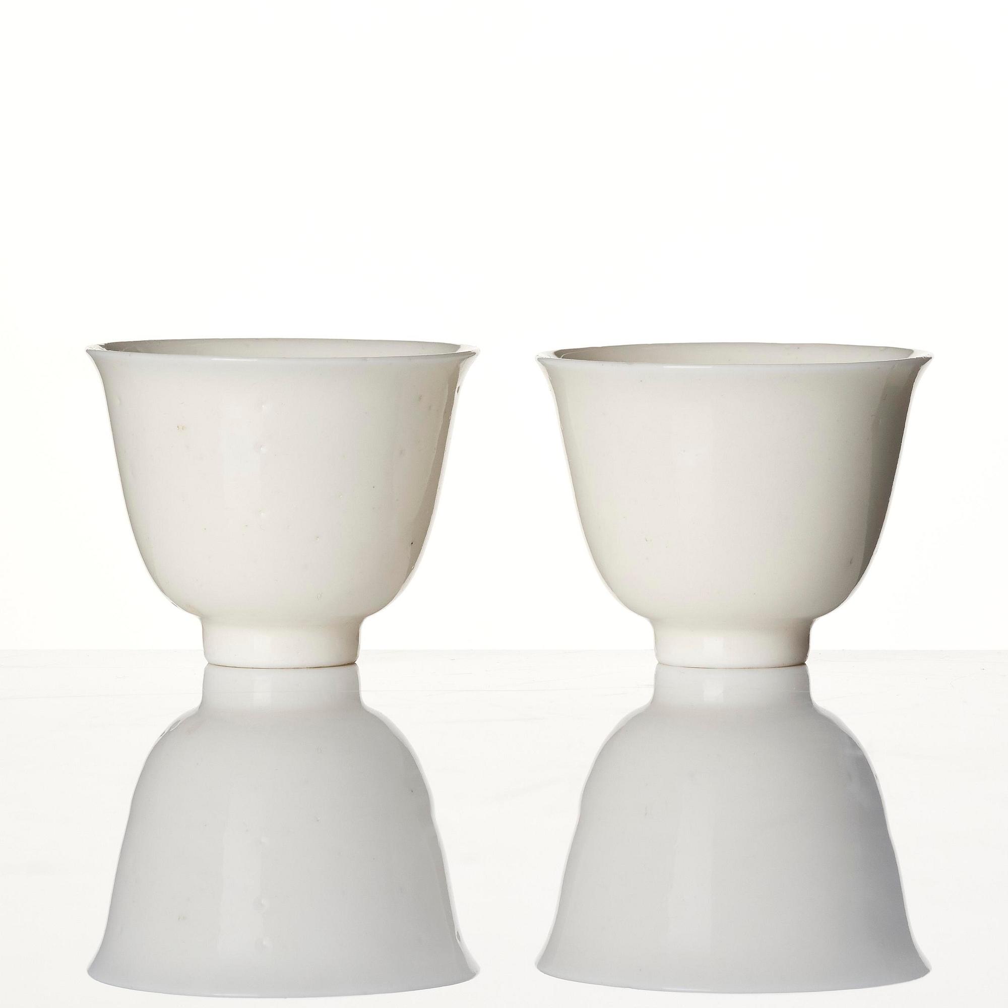 A pair of blanc de chine cups, Qing dynasty, Kangxi (1662-1722).
