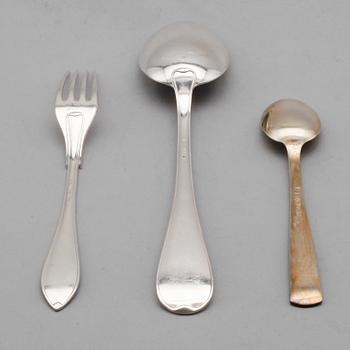 BESTICK, 28 delar, silver, svenska stämplar, 1900-tal. Vikt ca 731 gram.