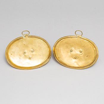 LJUSSTAKAR, ett par, mässing, 1700-tal.