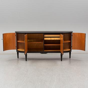 SIDEBOARD, gustaviansk stil, 1900-talets andra hälft.