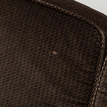 Carl Gustaf Hiort af Ornäs, sohva, "Studio", Puunveisto Oy - Träsnideri Ab 1900-luvun puoliväli.