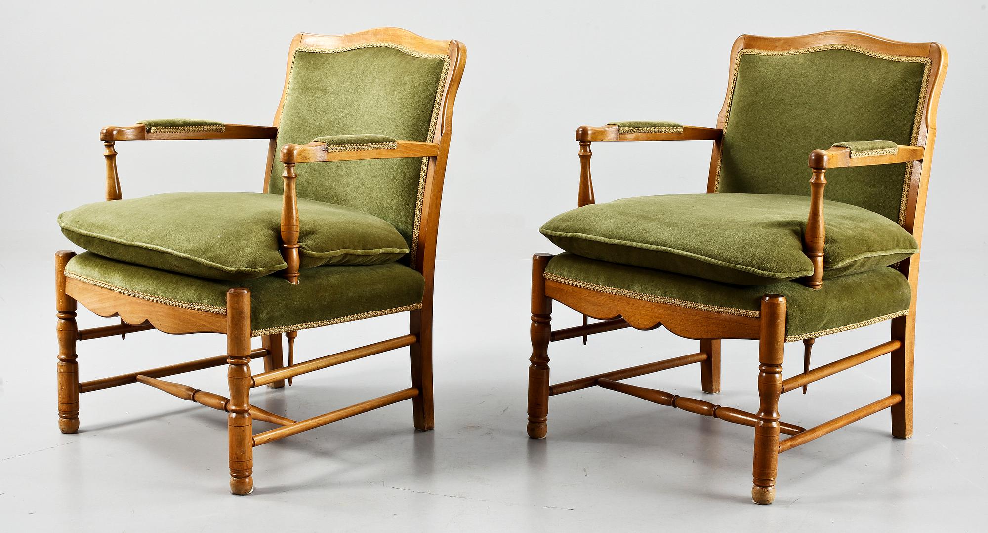 FÅTÖLJER, ett par, 1900-talets andra hälft.