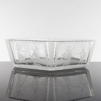 A Simon Gate glass bowl, model 237, Orrefors 1973.