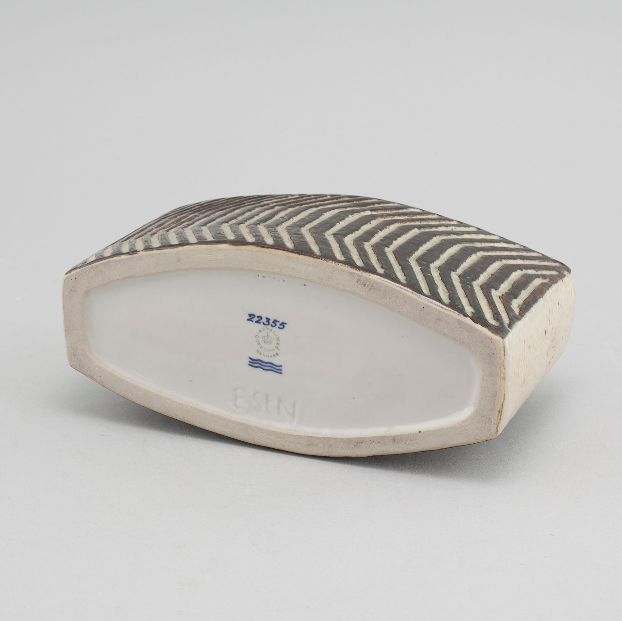 EVA STAEHR-NIELSEN, vase, stoneware, Royal Copenhagen, signed, 1960/70.