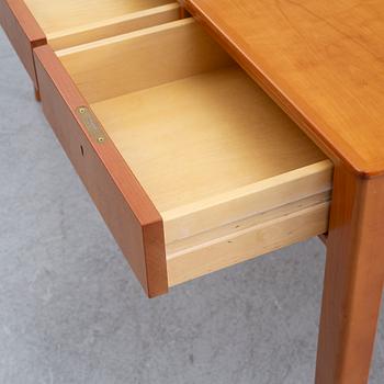 Carl Malmsten, skrivbord "Nya Guldheden" Åfors möbelfabrik 1900-talets andra hälft.