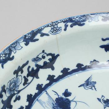 Two blue and white Chinese bowls from the 18th century.