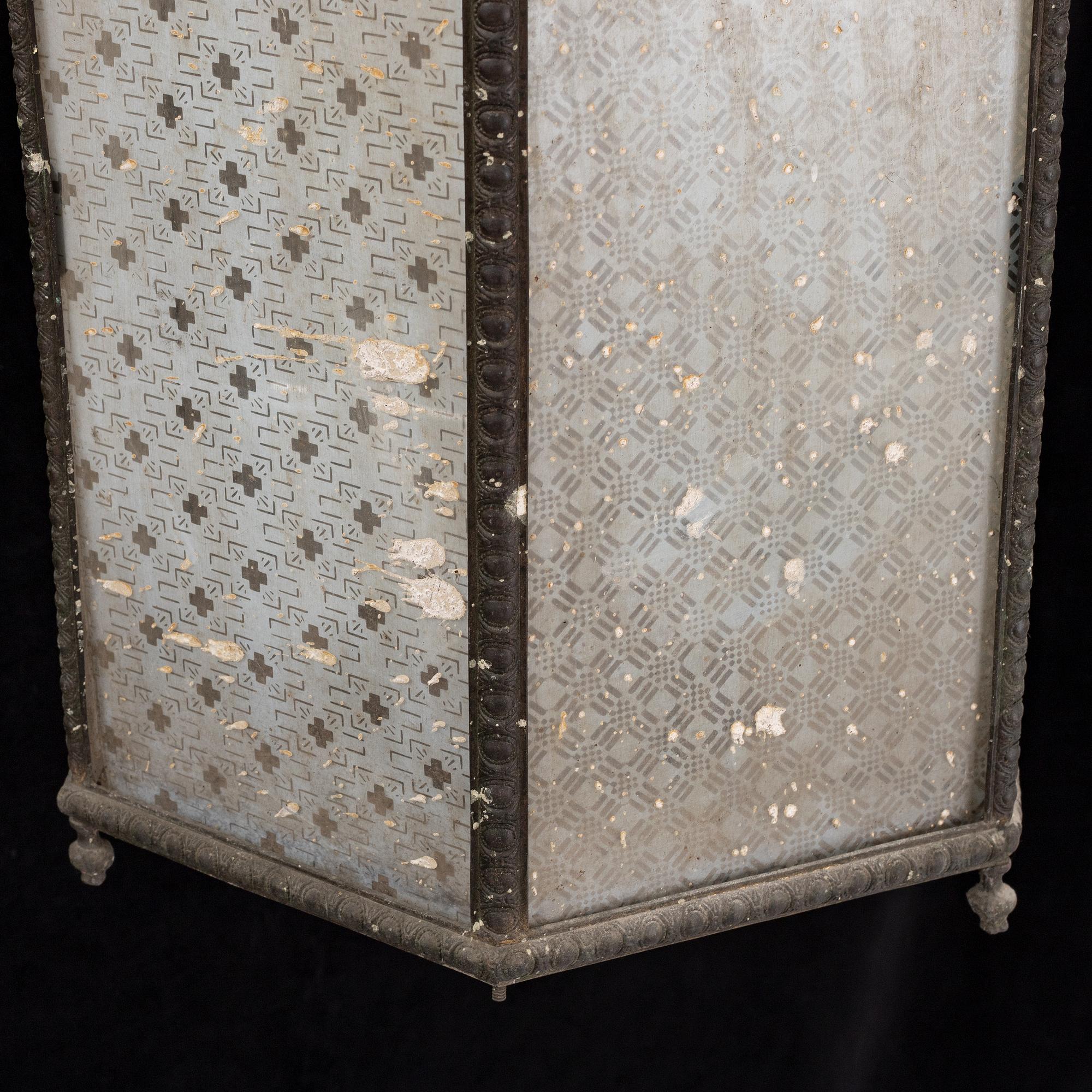 LYKTA, mässing och glas, 1800-tal.