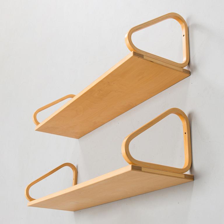 Alvar Aalto, hyllor, ett par, modell 112B, Artek, sent 1900-tal.