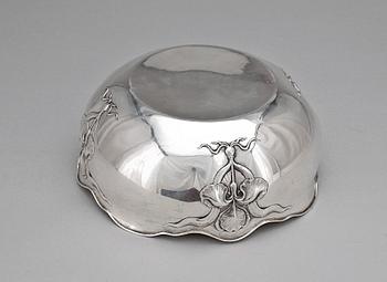 SKÅL, silver, Carlman, Stockholm 1903. Vikt 459g.