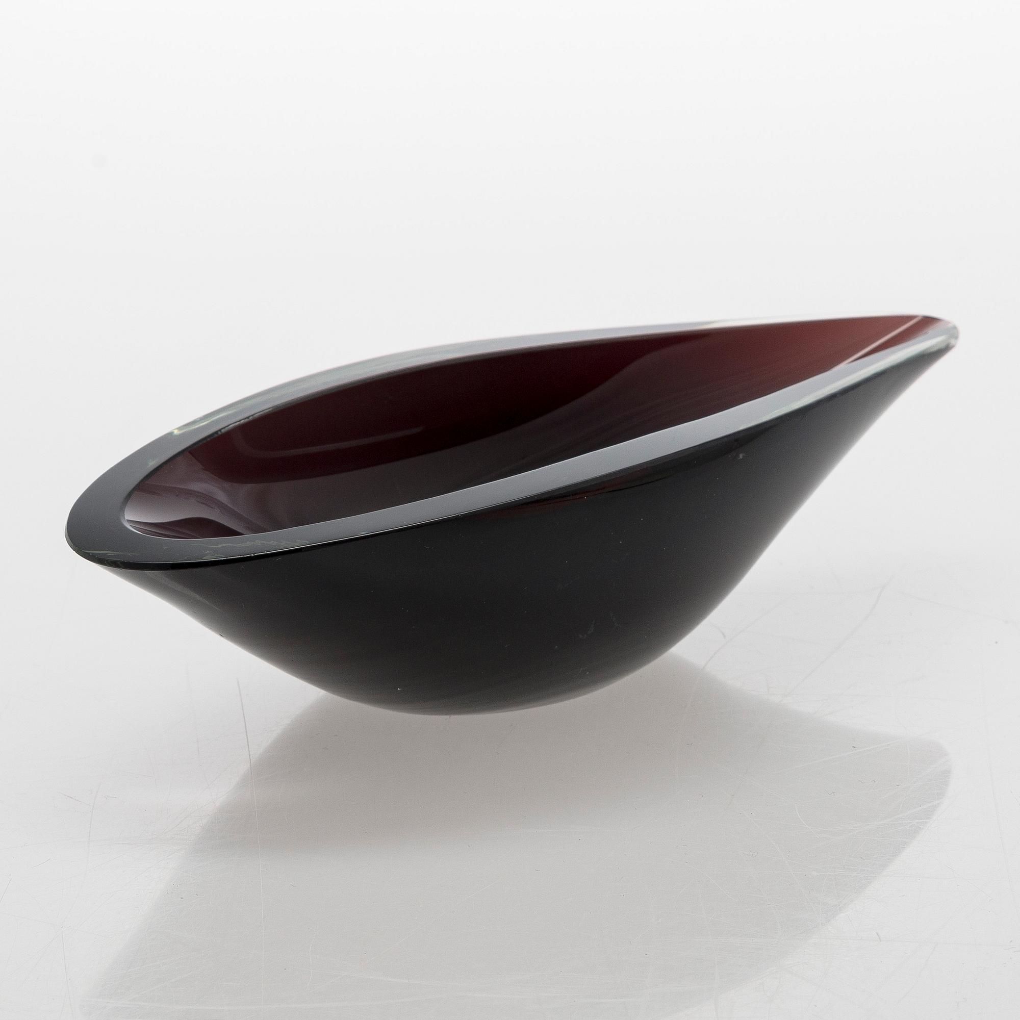 Kaj Franck, a 'Willow Leaf' glass bowl, acid signiture K. Franck Nuutajärvi Notsjö -55.