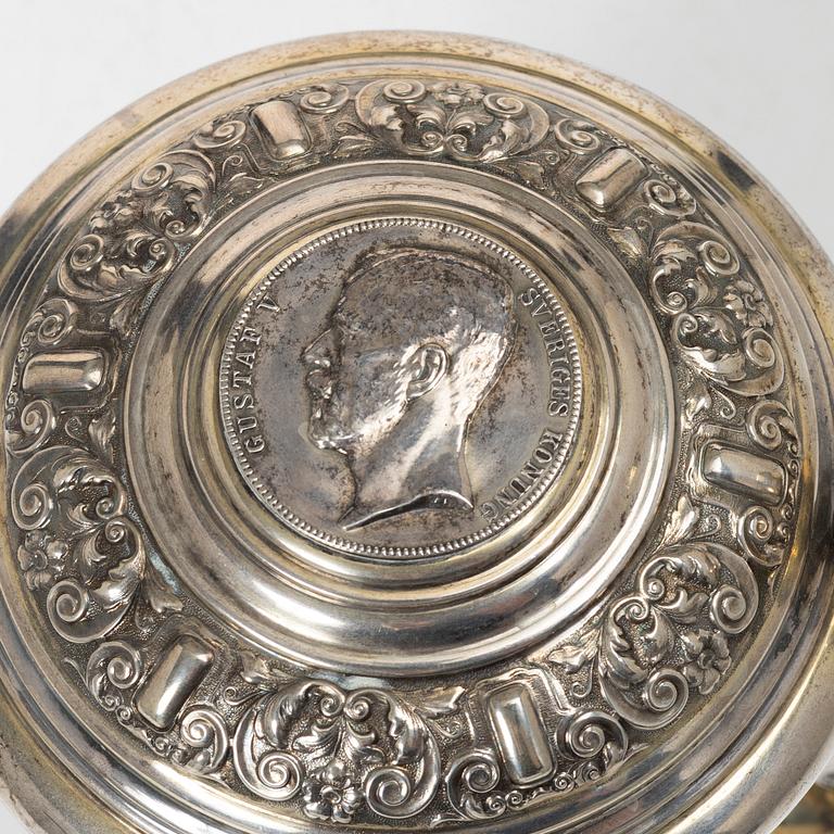 A Swedish 20th century silver tankard, mark of CG Hallberg, Stockholm 1944.