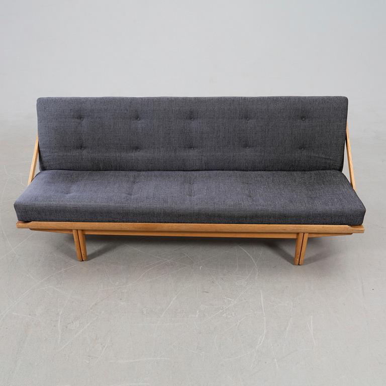 Poul M. Volther, sofa/daybed "Diva/981", Gemla Fabriker AB, Sweden, 1950s.