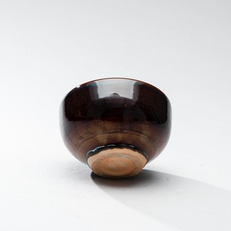 Michael Schilkin, A CERAMIC BOWL. Sign. Schilkin, Arabia -43.